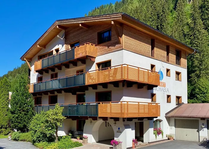 Michaela アパート